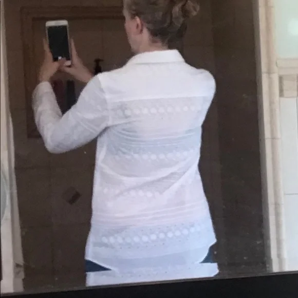 j McLaughlin S embroidered top - Picture 3 of 8